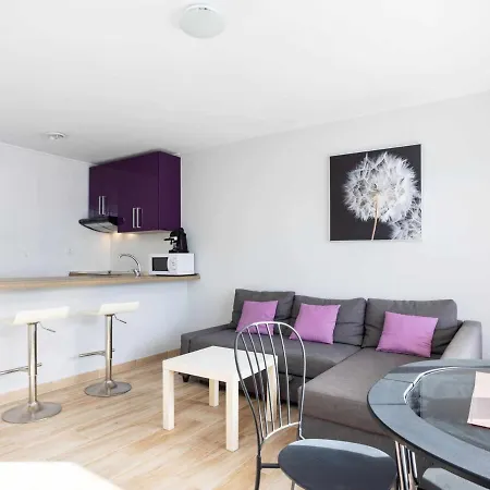 Apartamento Playa De La Arena, 1 Dormitorio, 3 Personas - Es-284-12